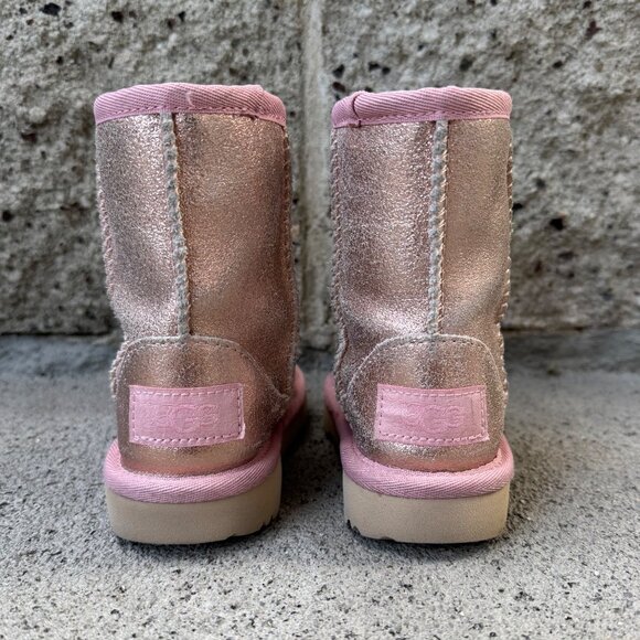 UGG AUSTRALIA Classic Metallic Pink Boots Girls 6 EU 22 Rose Gold Toddler Girl - Picture 5 of 9